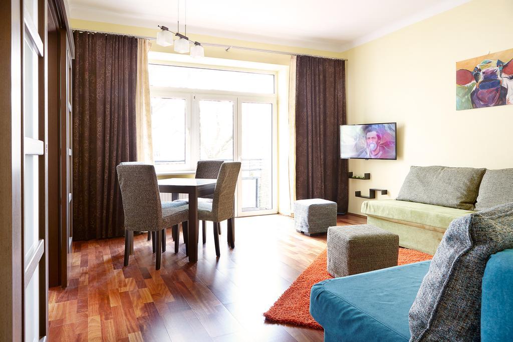 Lovely Funky Flat Near Royal Park Warschau Exterior foto